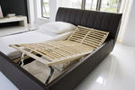 Čalúnená posteľ s priestorom, polohovacím roštom Bess brown