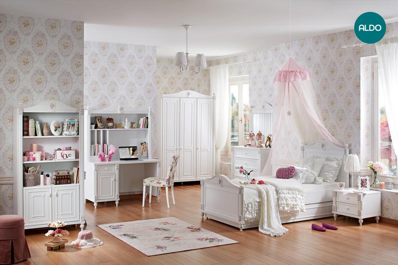 Detská izba pre dievča v rustikálnom dizajne Rose