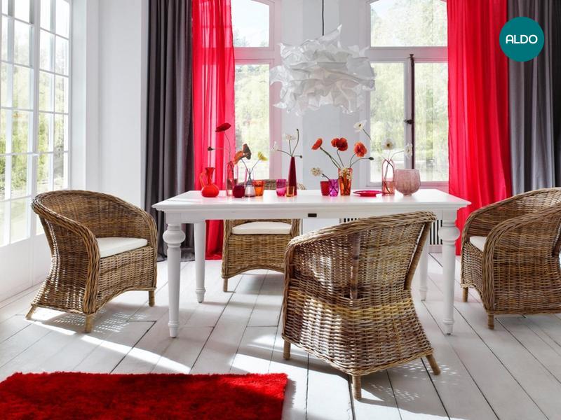 Priestranný rustikálny jedálenský stôl Provence Dinning